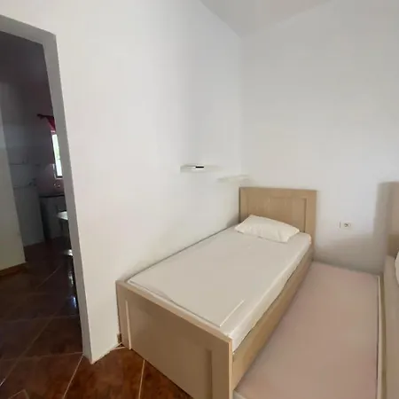Apartament Paolo Διαμέρισμα Εξαμίλιο
